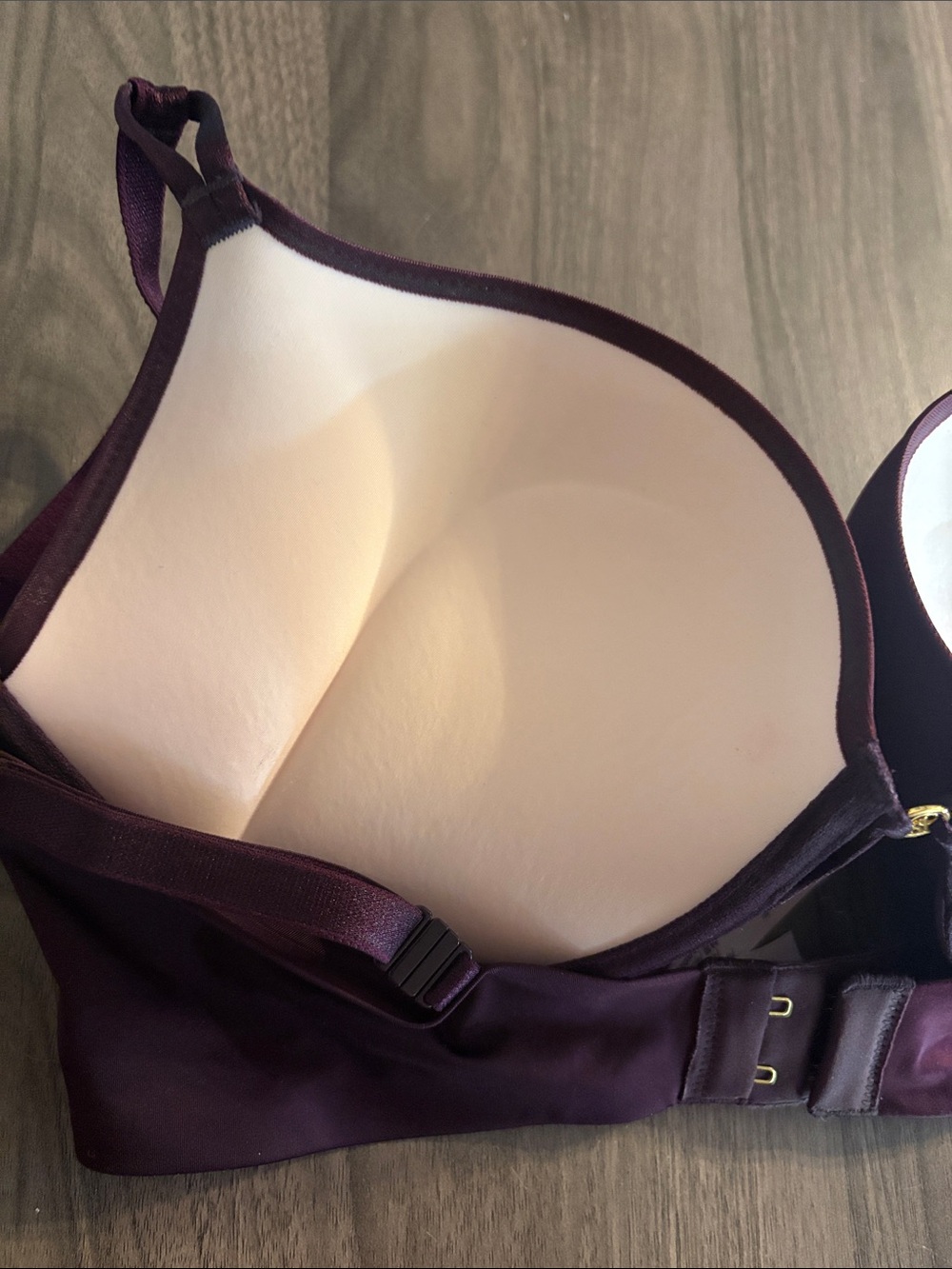 Victoria’s Secret | Bombshell Plunge - Picture 7 of 16